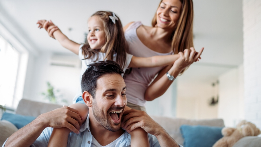 Drug And Alcohol Rehabilitation Center In North Ogden Utah - Renaissance Ranch Ogden Happy Family - Drug And Alcohol Rehabilitation Center In North Ogden Utah
